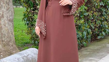 Tesettür Elbise ile Zarif ve Modern Kombinler